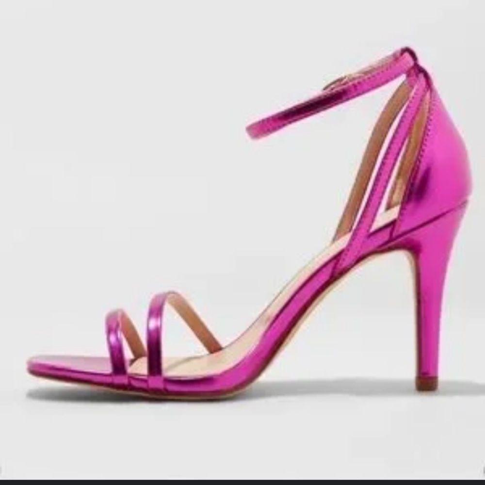 A New Day Fuchsia Metallic Heeled Sandals - Picture 4 of 6